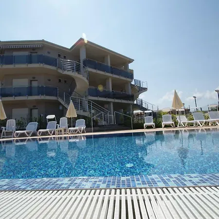 Laguna Lucente Apartment